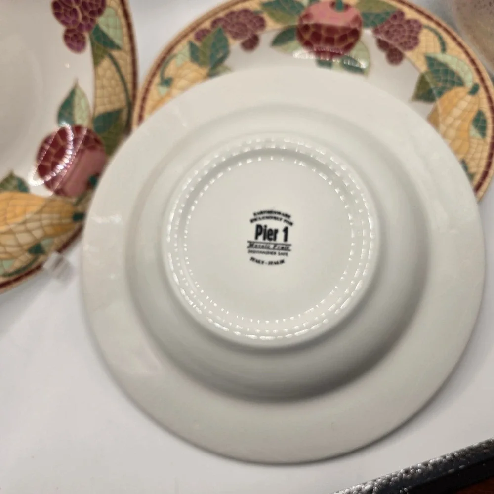 Pier 1 Mosaic Fruit Earthenware Salad Pasta Bowls Set of 3 Italy 8.75 inch